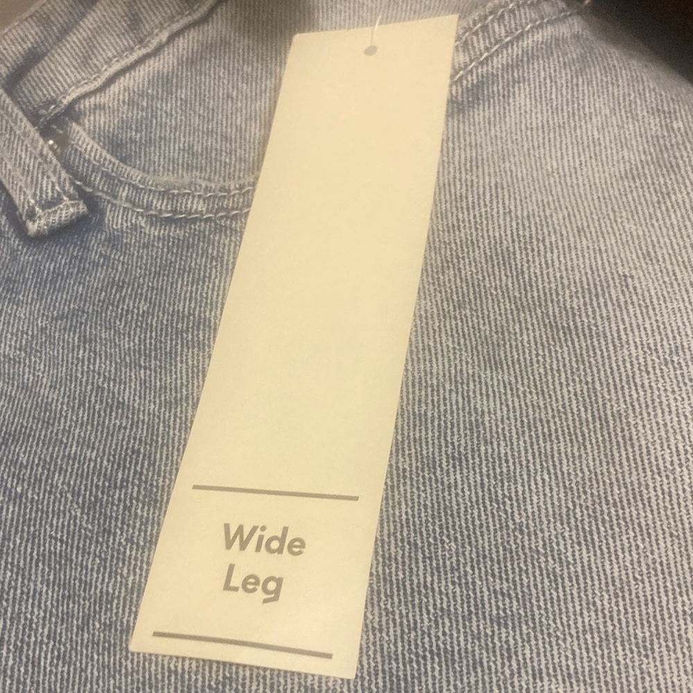 NO BOUNDARIES/Light Blue Women’s High-Rise Straight Jeans w/ pink bow each leg - Picture 3 of 3